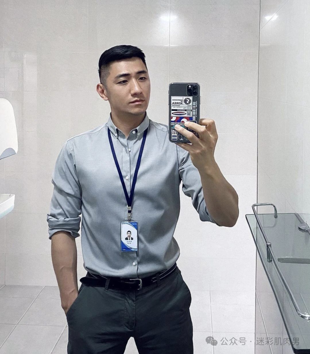 击败 99% 制服男人的证件照天菜，如今变成这样了？！