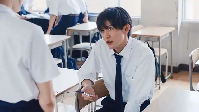 要不是因为道枝骏佑，也不会粉上这位小“木村拓哉”