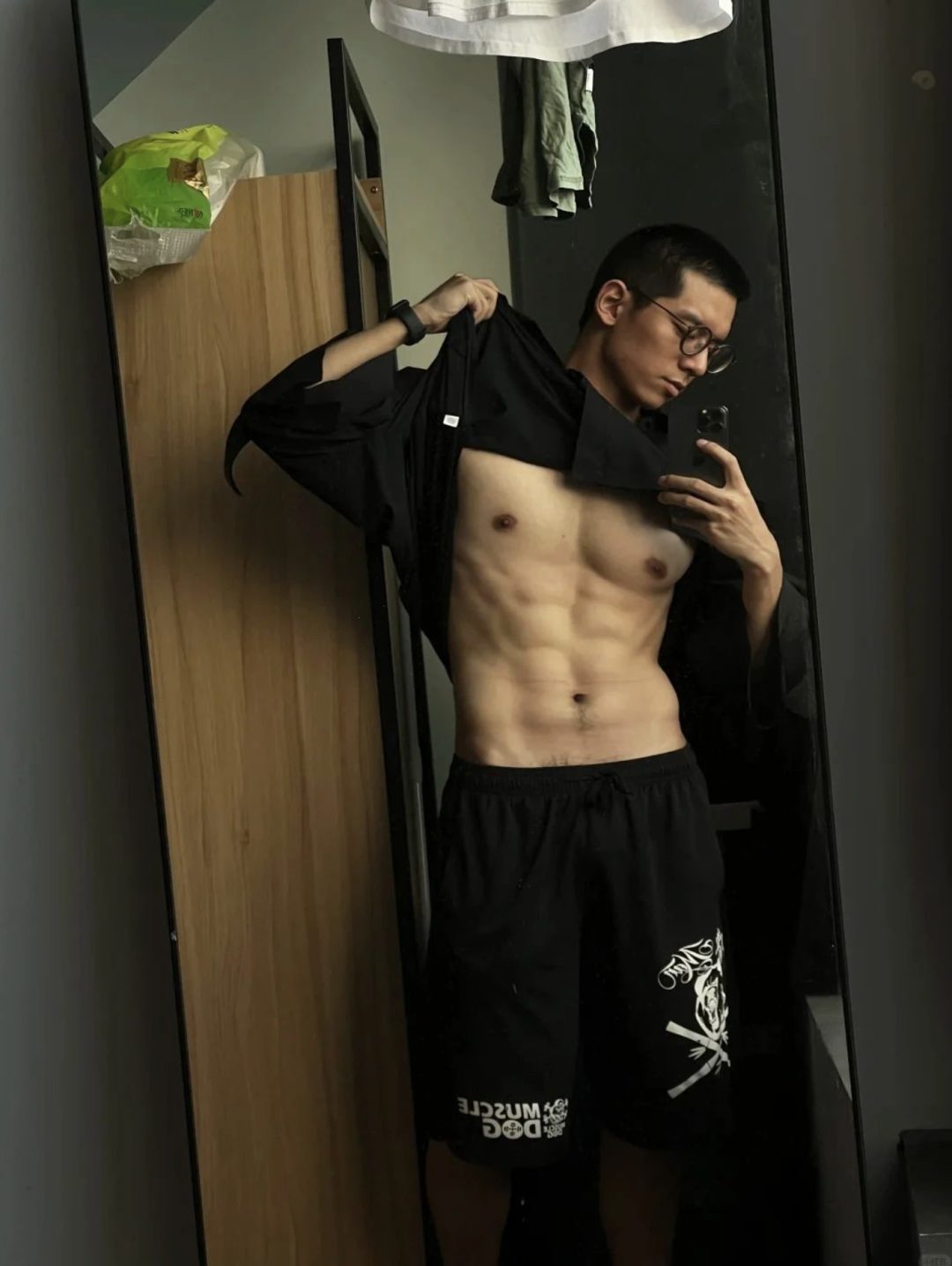 成都 0 都想掰弯的寸头西北汉子！长的太野啦！！