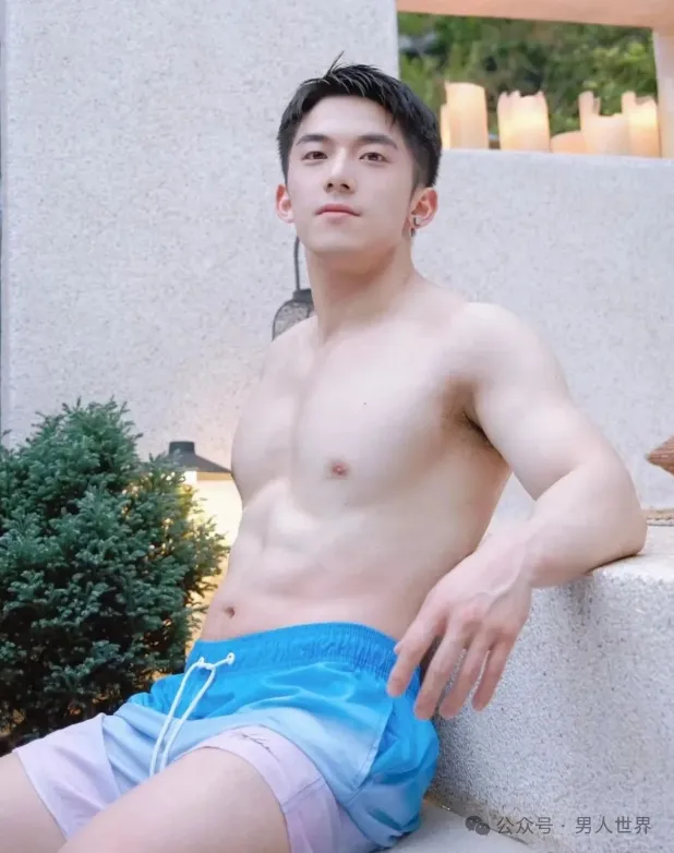 18 楼白皮男大真的超可以啊