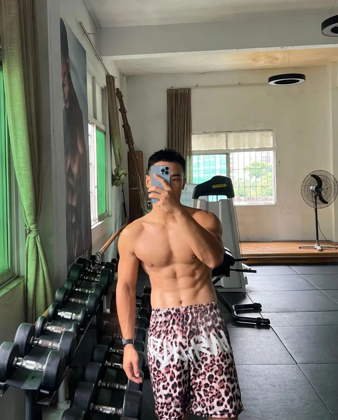 180cm 黑皮阳光大大大男孩，男友力爆发释放！