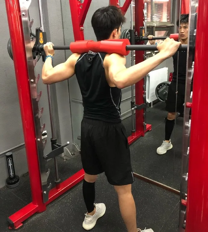 95 小生撞脸推特网红，神似顶流男星，于他而言未必是好事？