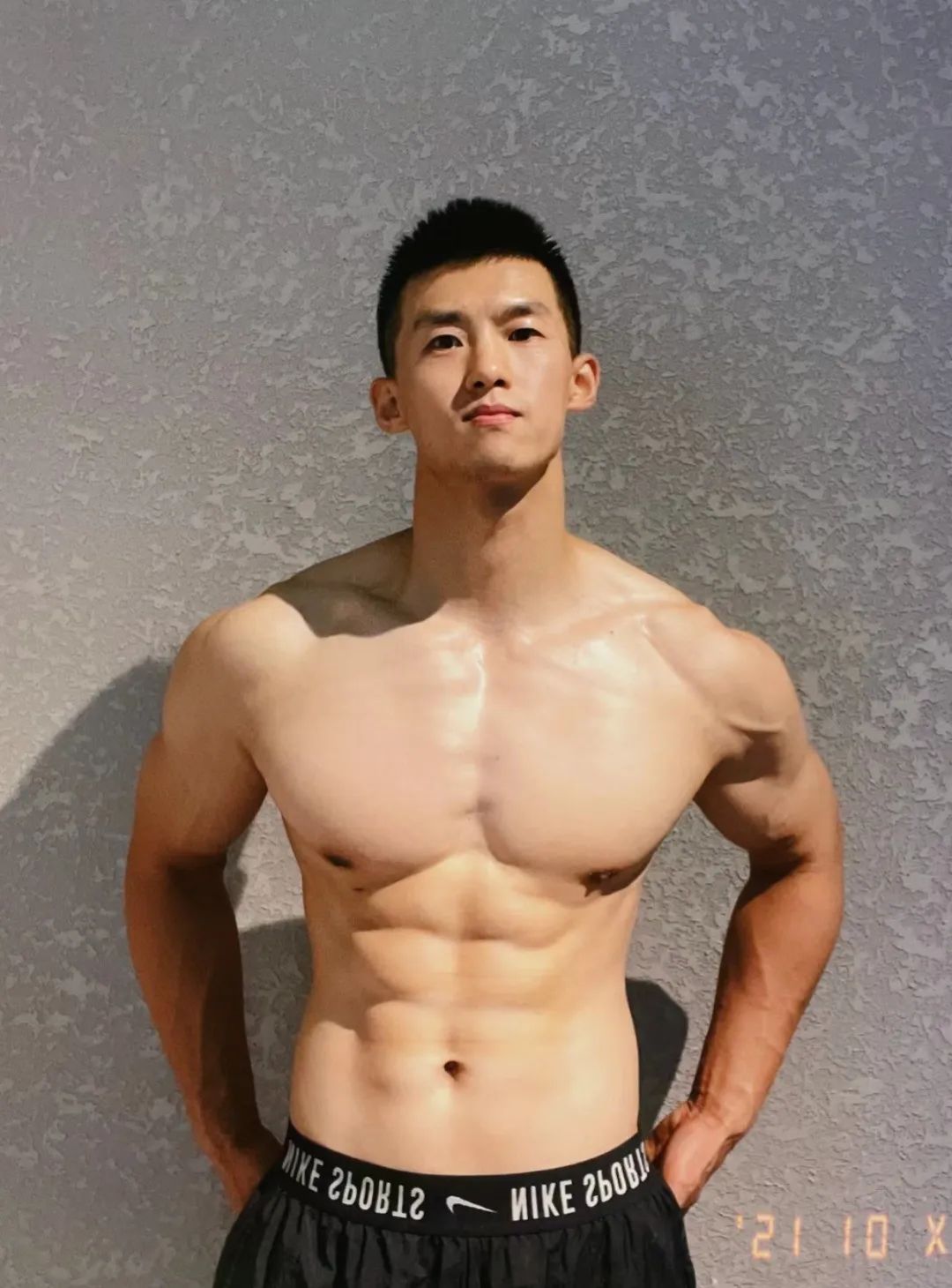 GoGoboy 郭老师登陆《风度》内页！自家孩子出息了！
