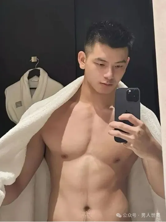 180cm 大舅舅！！！身材绝对是没得说