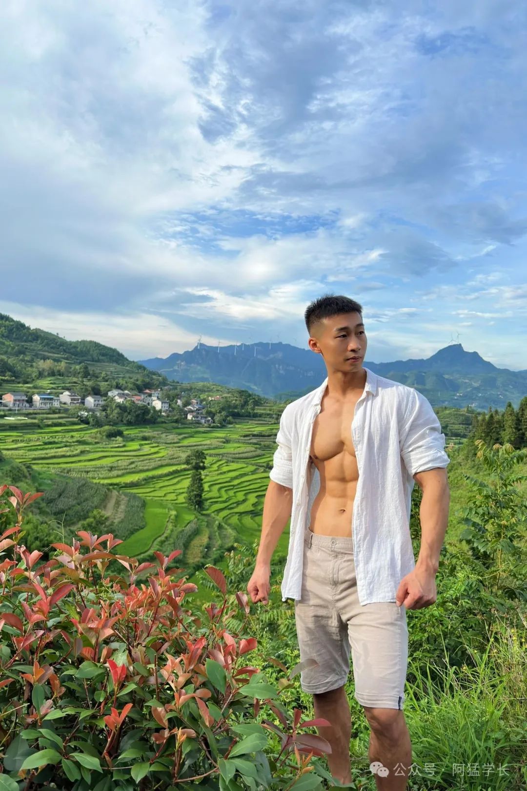秋天的第一个肌肉男友，已在重庆上线！？