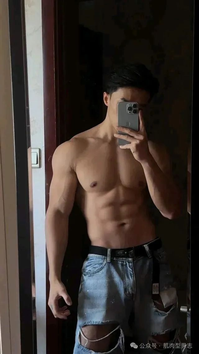 肌肉型男的美式前刺，刺进了我的心