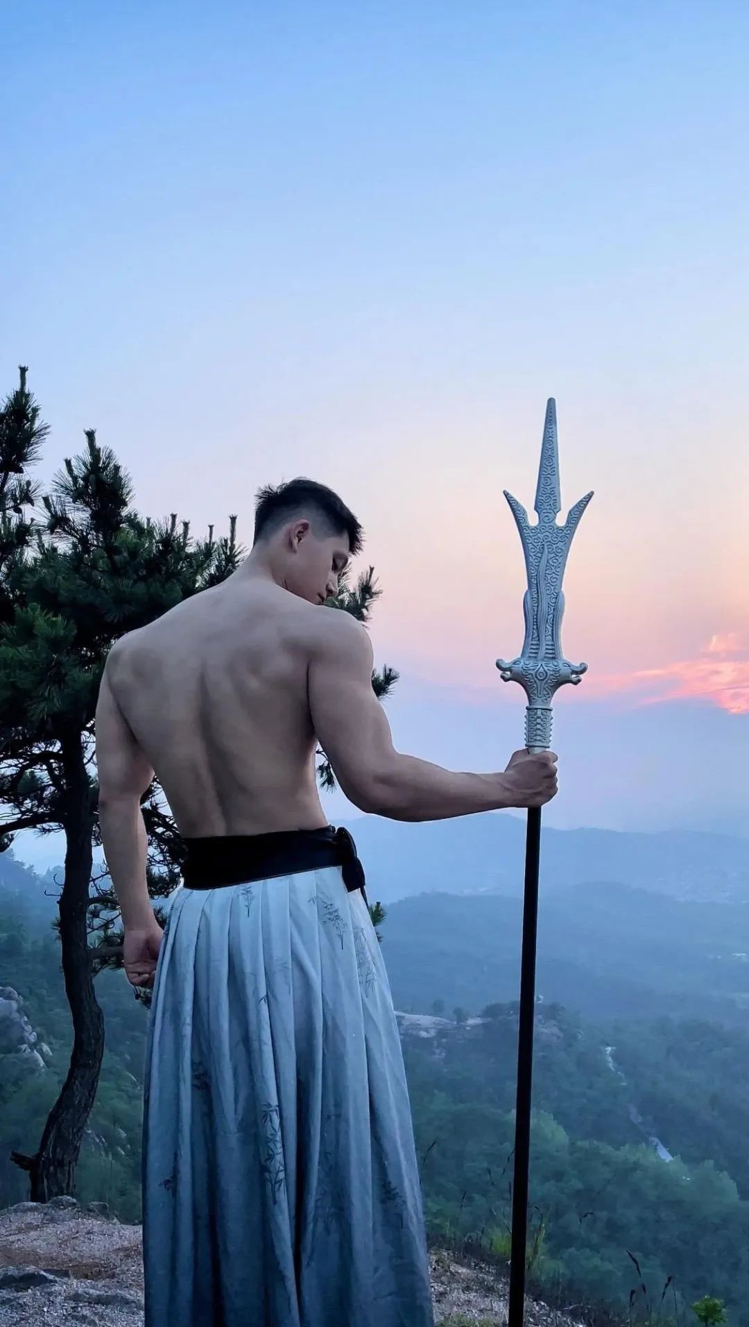 185cm 翘 P 山东帅哥，野外露营太有料了！