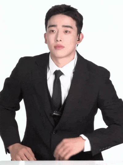 1000W 粉网红智博开撕！男友焦皮，被大叔包养、男女通吃……