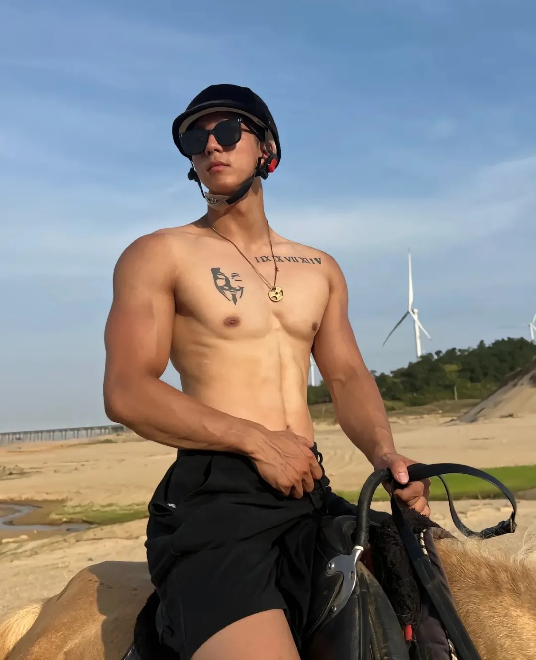 想看 00 后小狼狗蜘蛛侠吐丝！完全被拿捏了！