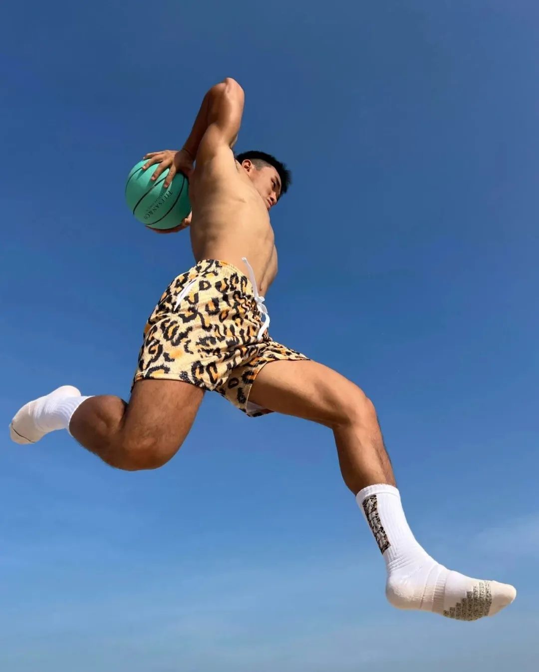 180cm 黑皮阳光大大大男孩，男友力爆发释放！