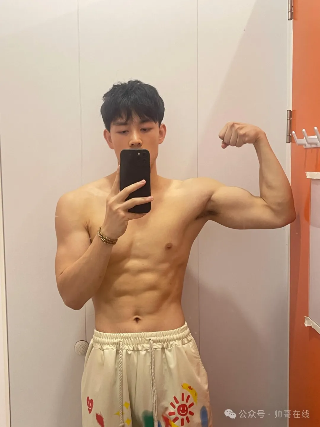 188CM 薄肌健身帅哥，, 估计很多人会喜欢这款！