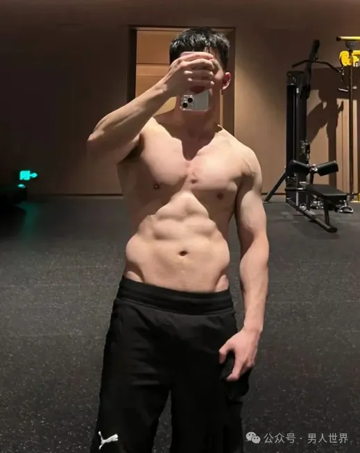18 楼白皮男大真的超可以啊