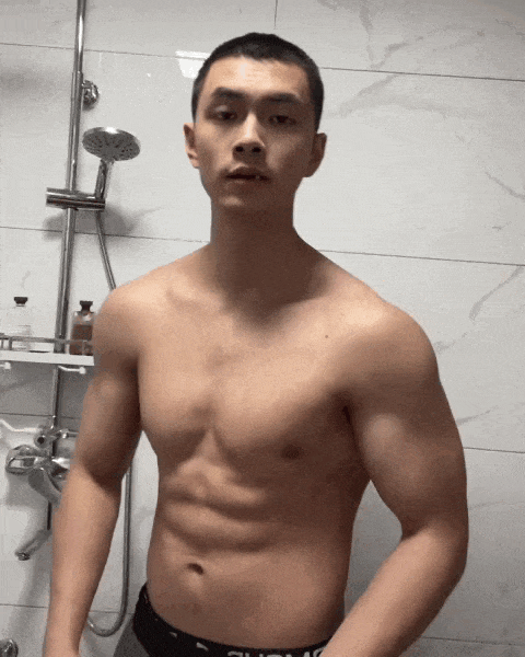 吓晕了！盘点一下那些被采访的某音肌肉网红~