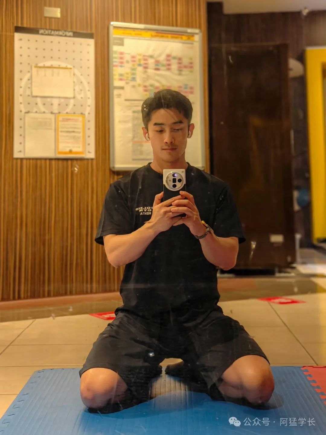 42 岁的他！拥有 18 岁的颜值和身材，是曾经的 G 圈一姐…