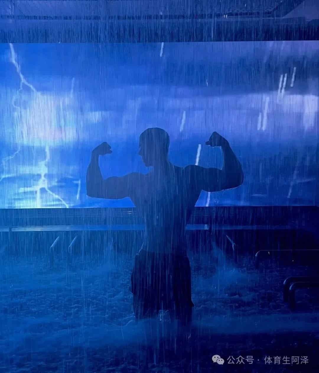 185 黑皮机车猛男，八块腹肌别太迷人.........