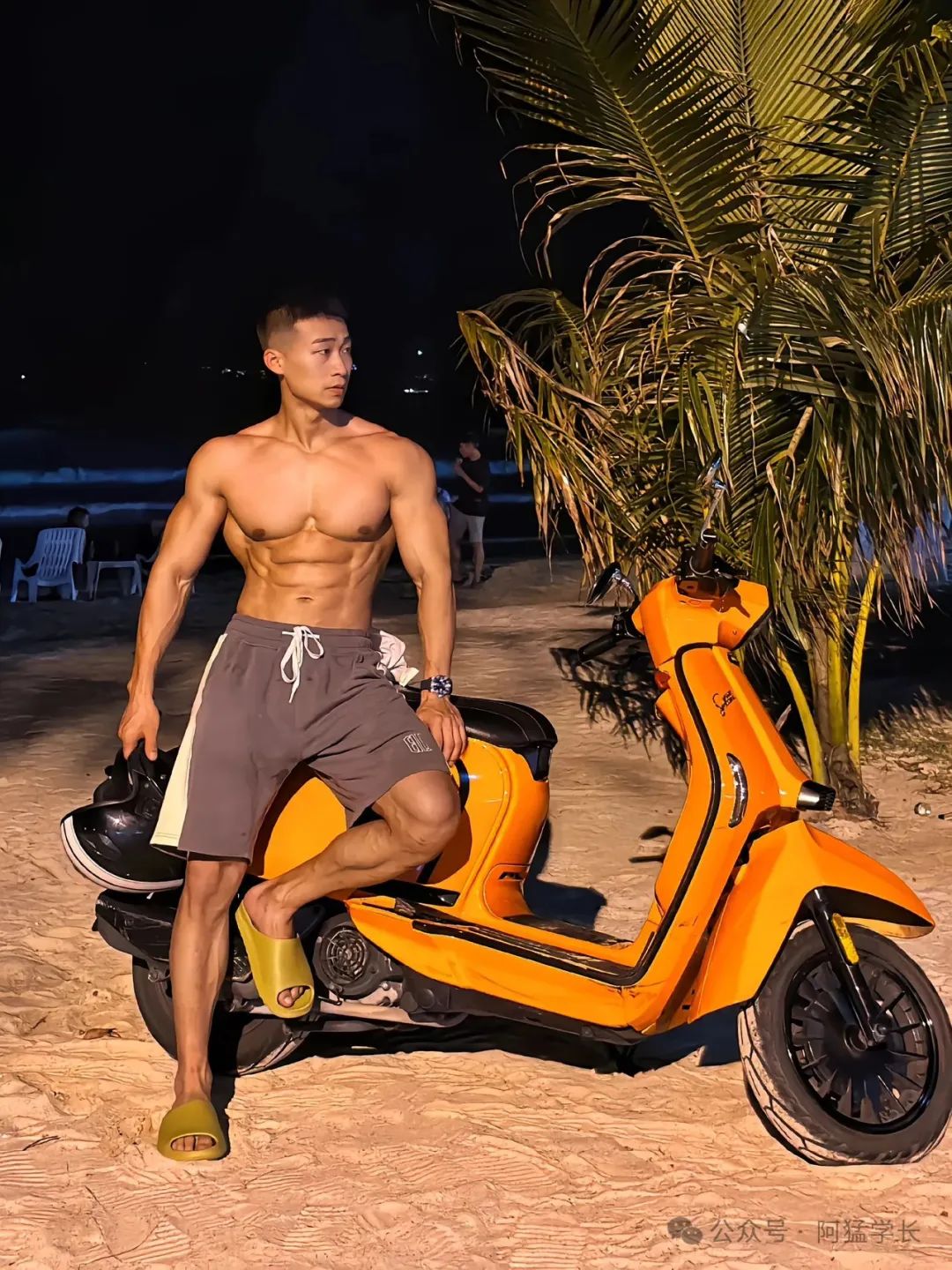 秋天的第一个肌肉男友,已在重庆上线!? 秋天的第一个肌肉男友,已在重庆上线!?