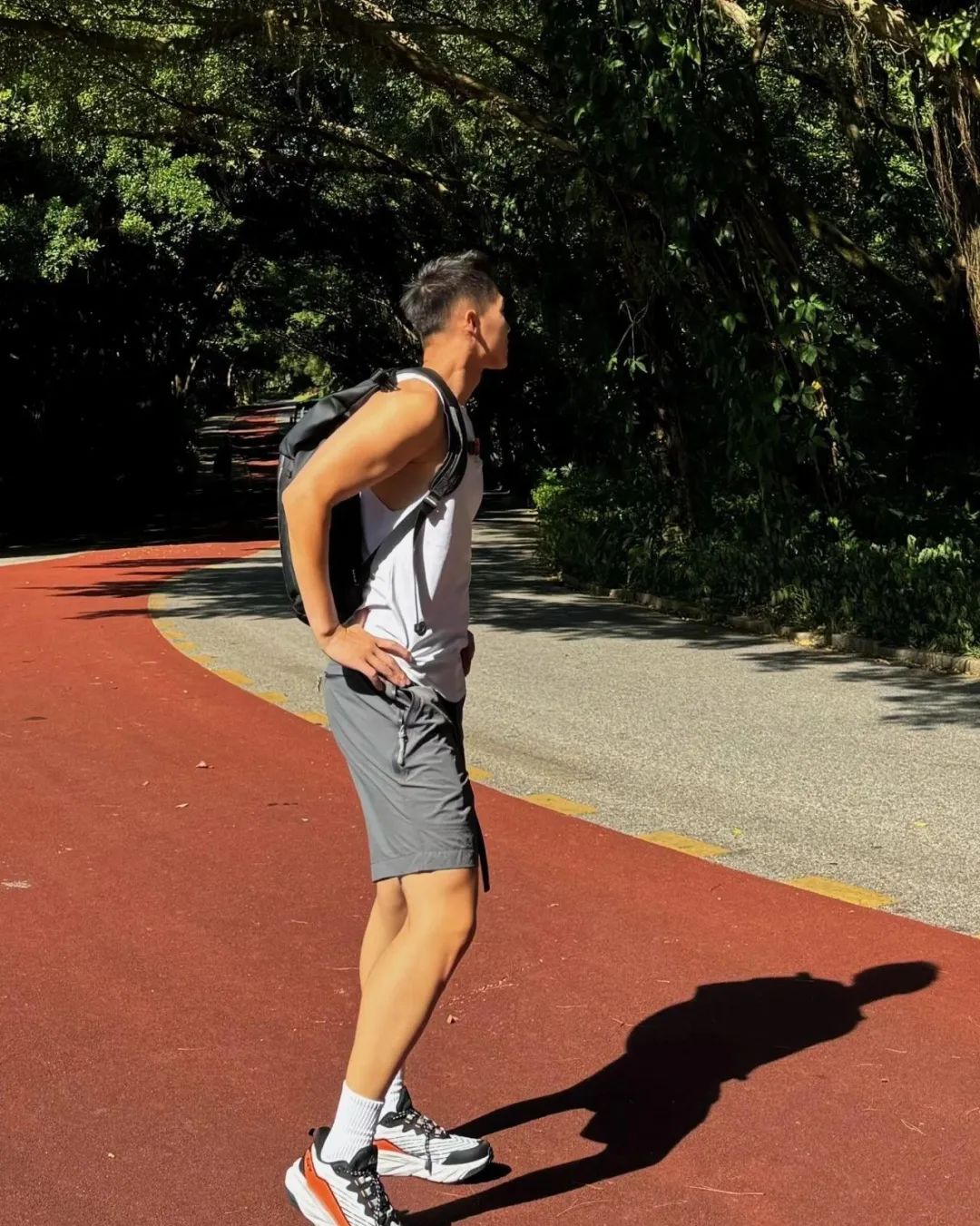 192cm 大长腿田径男神，让人恋爱的感觉！