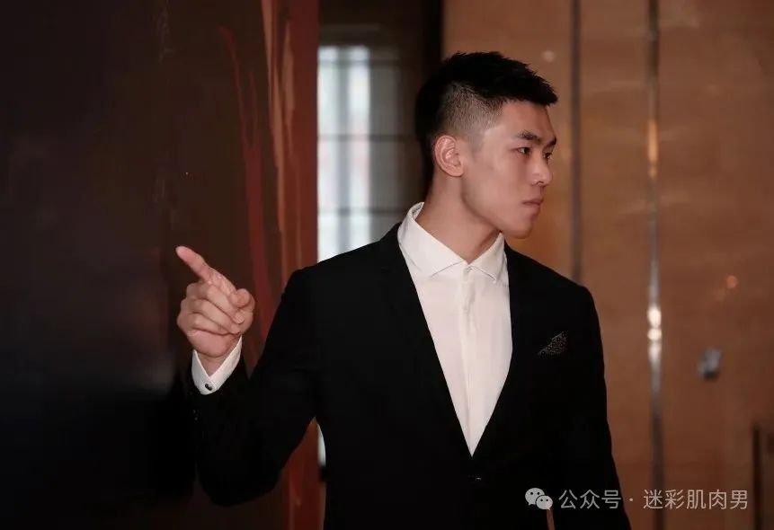 北京体育学院 196CM 篮球帅哥，河南小伙没让人失望！
