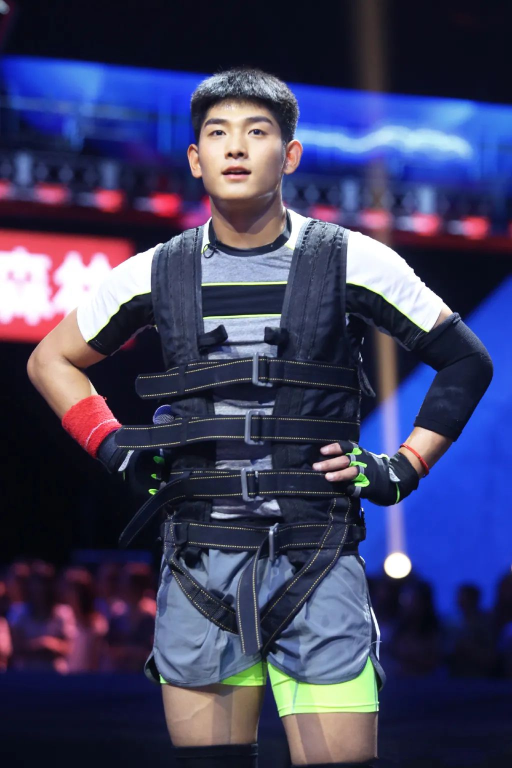 西安体院的黑皮体育生居然去当演员了？？让人馋！