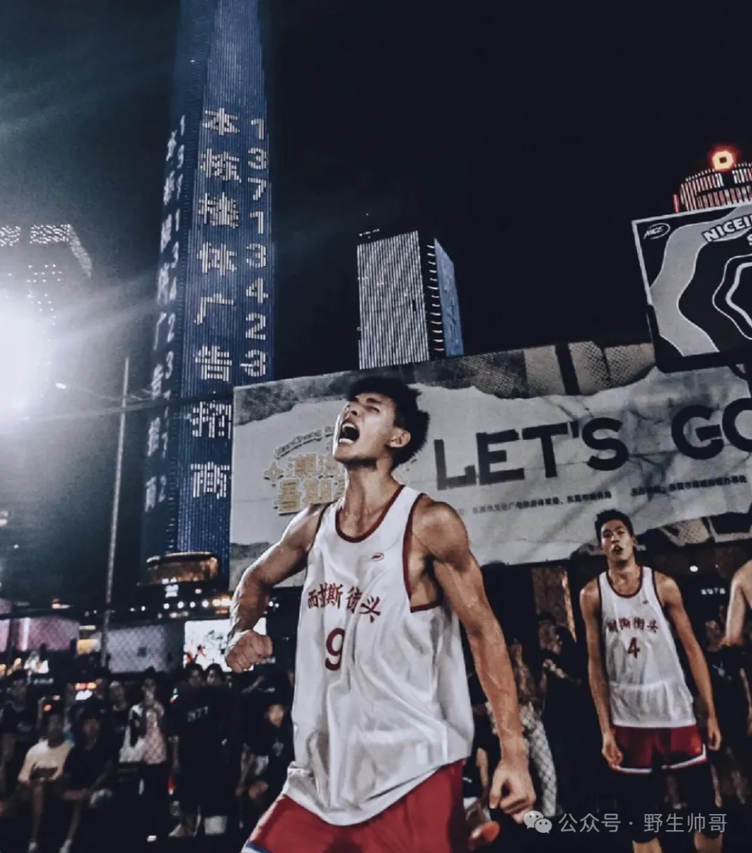 188CM 黑皮运动男大汗淋漓样子太爱了，长腿好强呀