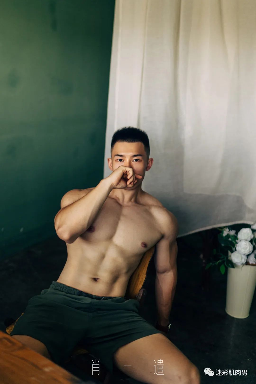 穿运动裤教练长得太帅，想找他当男友！