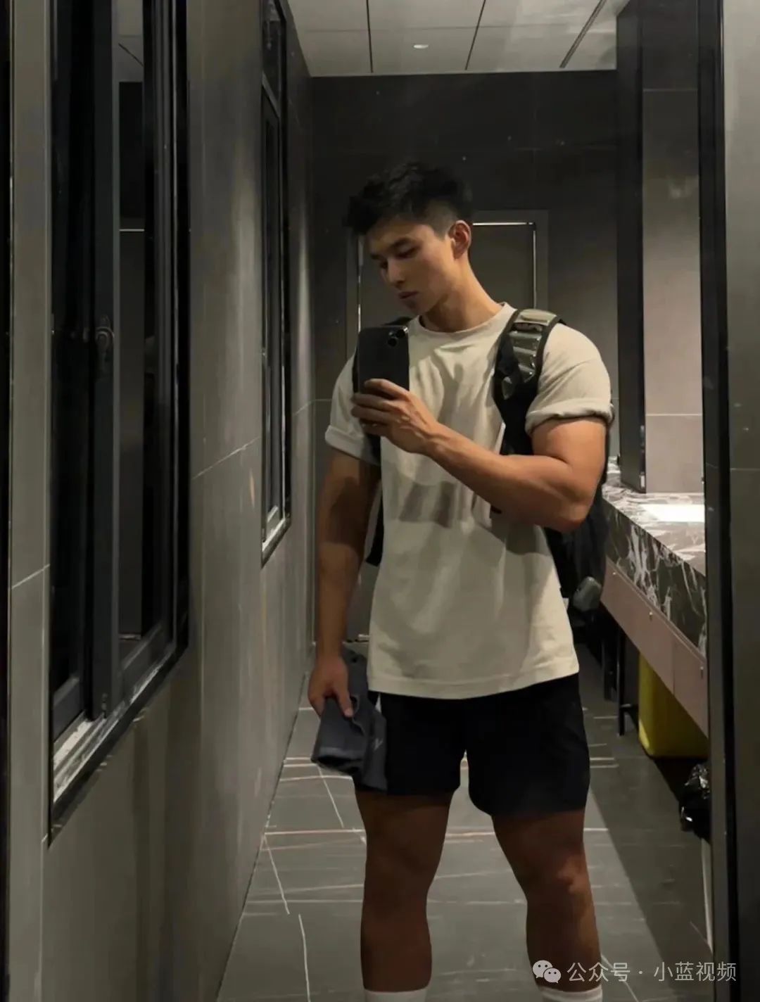 188cm 痞帅黑皮体育生又大又潮！