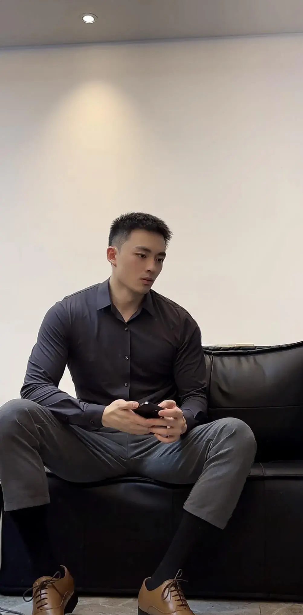 痞帅正装精英控，皮鞋丝袜直男！