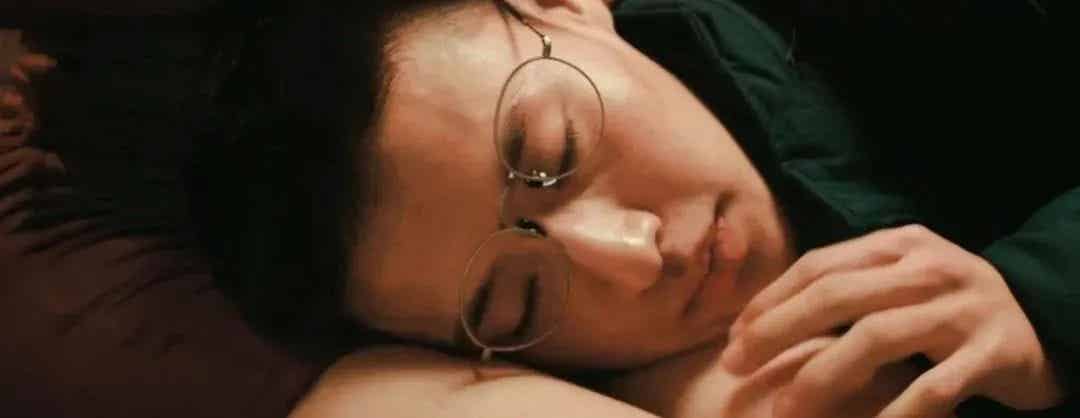 他对你生理性喜欢的 10 个标志