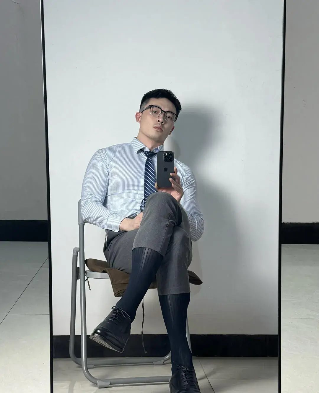 痞帅正装精英控，皮鞋丝袜直男！