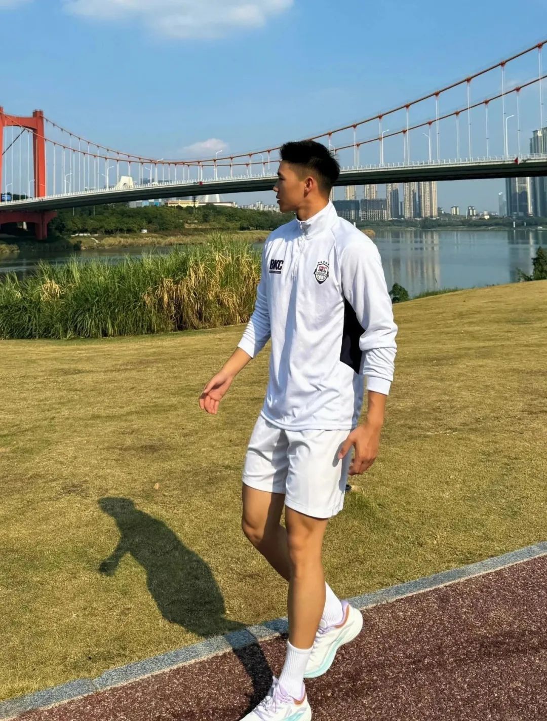 192cm 大长腿田径男神，让人恋爱的感觉！