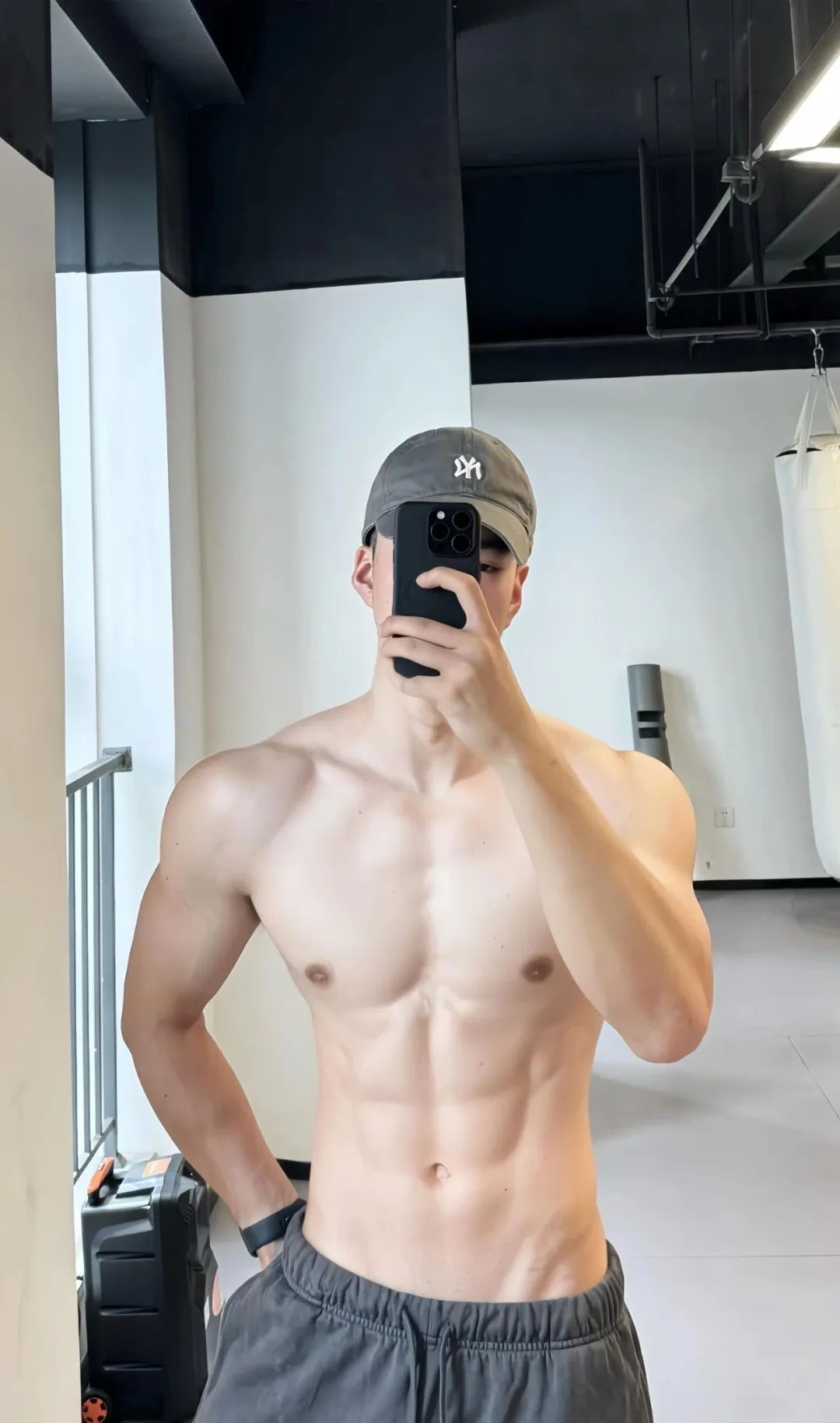 182cm 浙江冷白皮薄肌帅哥！腰身比例绝了！