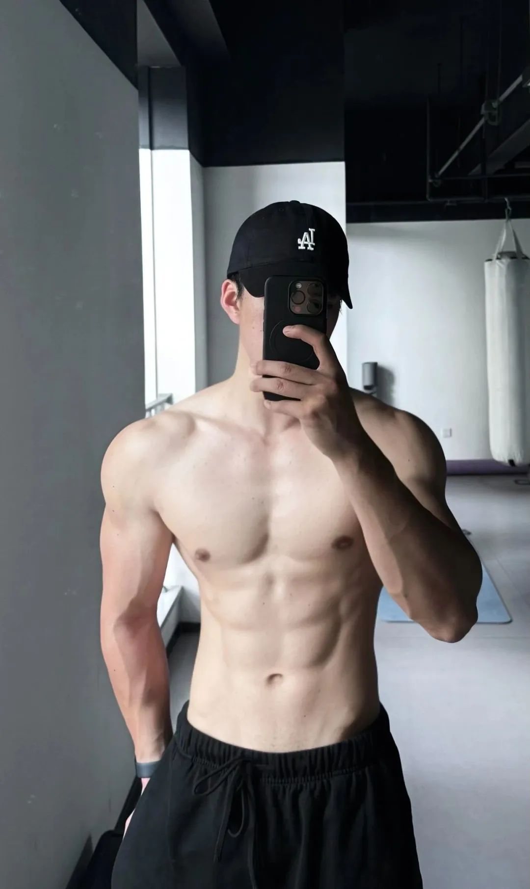 182cm 浙江冷白皮薄肌帅哥！腰身比例绝了！