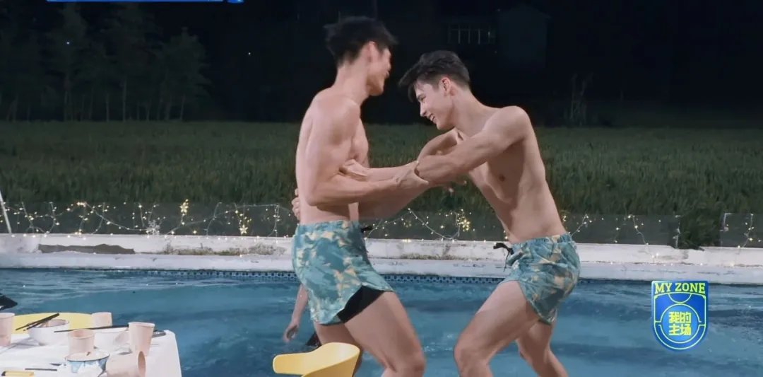 本以为篮球综艺很无聊，结果越看越上头！荷尔蒙完全超标！