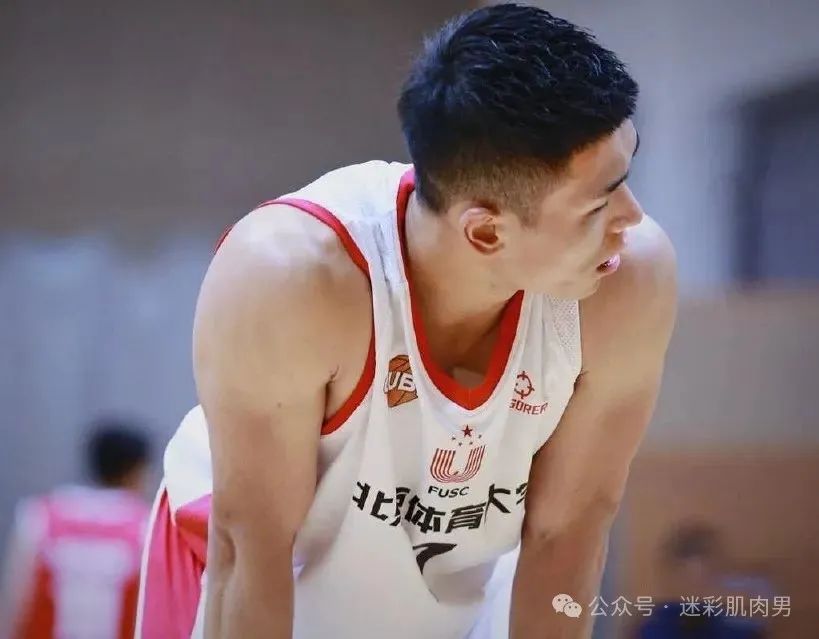 北京体育学院 196CM 篮球帅哥，河南小伙没让人失望！