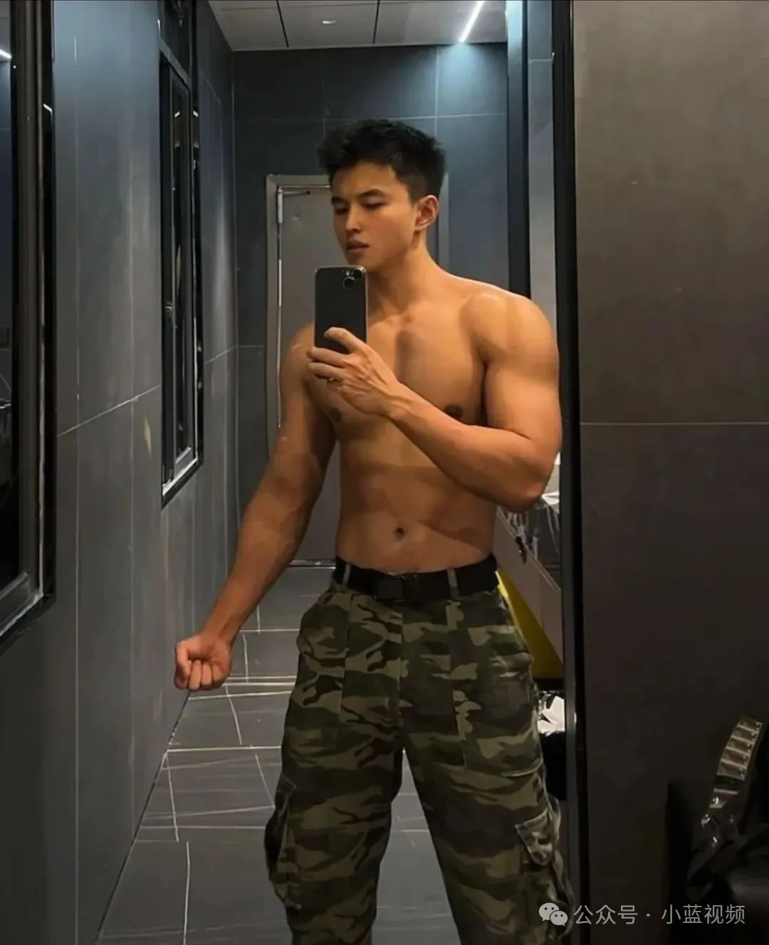 188cm 痞帅黑皮体育生又大又潮！
