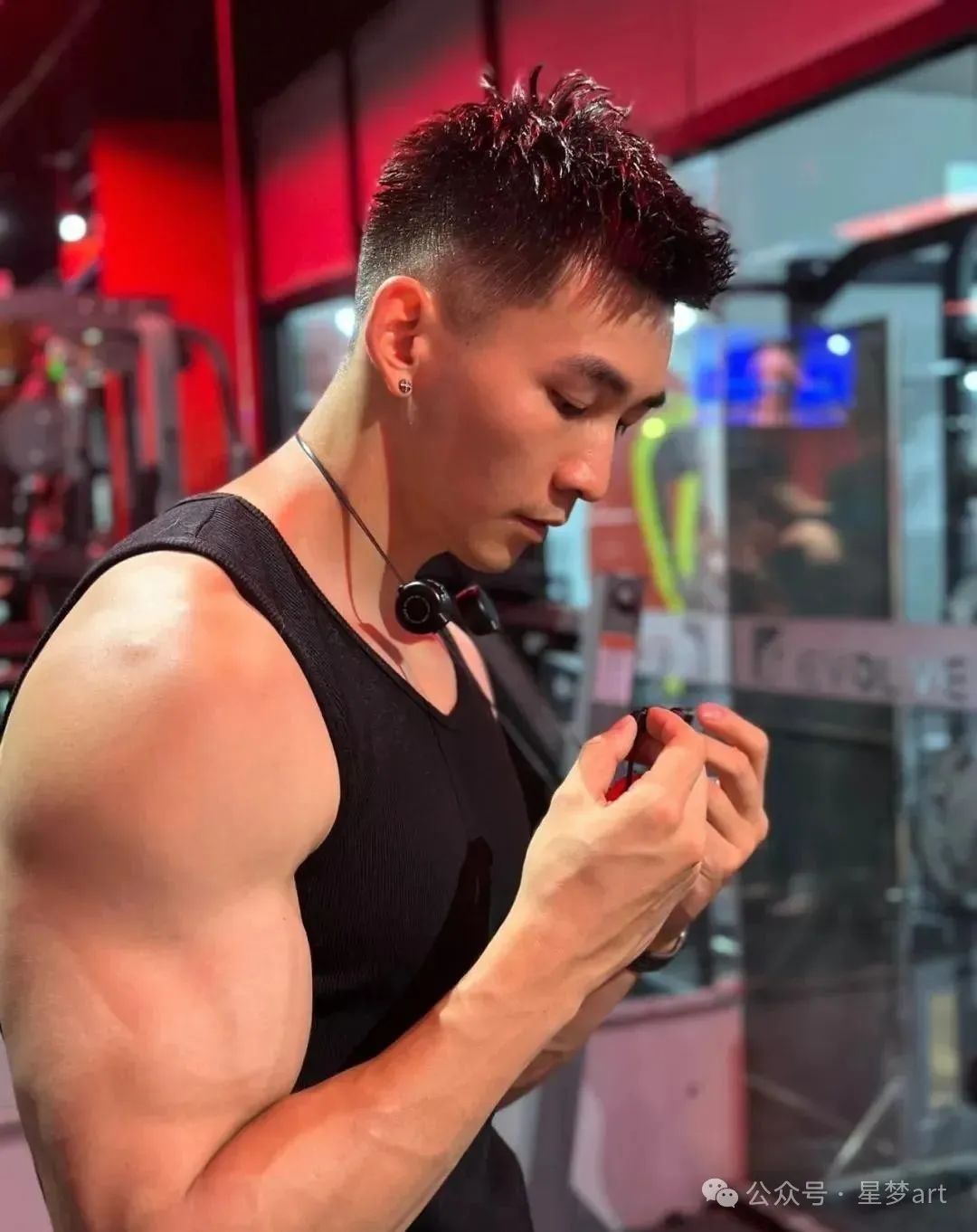 185cm 肌肉粗大又爷们又 man 的健身型男