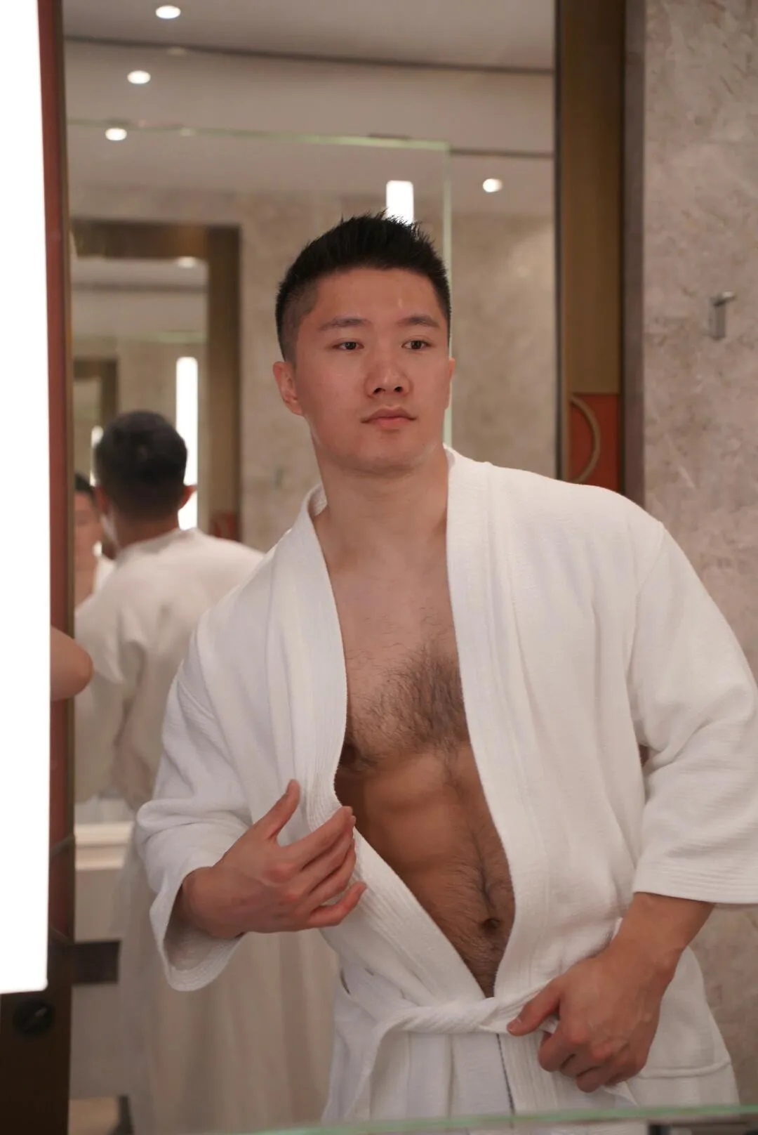 180CM 北京体育大学的肌肉男大，胸毛太茂盛了！