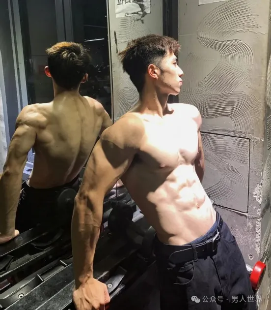 186CM 腹肌男大体育生