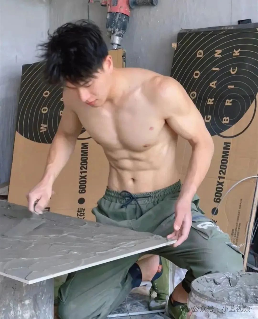 体育生转做维修工因太帅上热搜！
