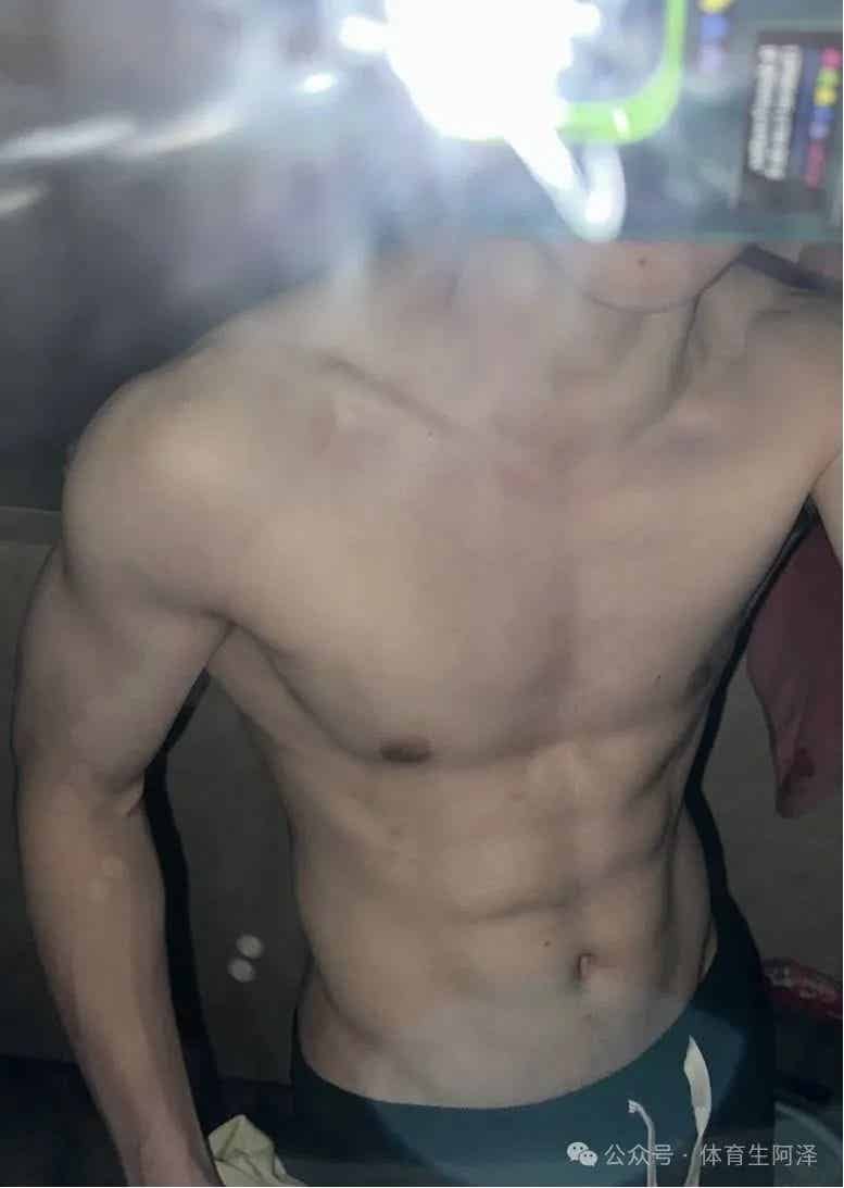 185 体育生腹肌男大，大尺度写真全见版，超级诱惑.......