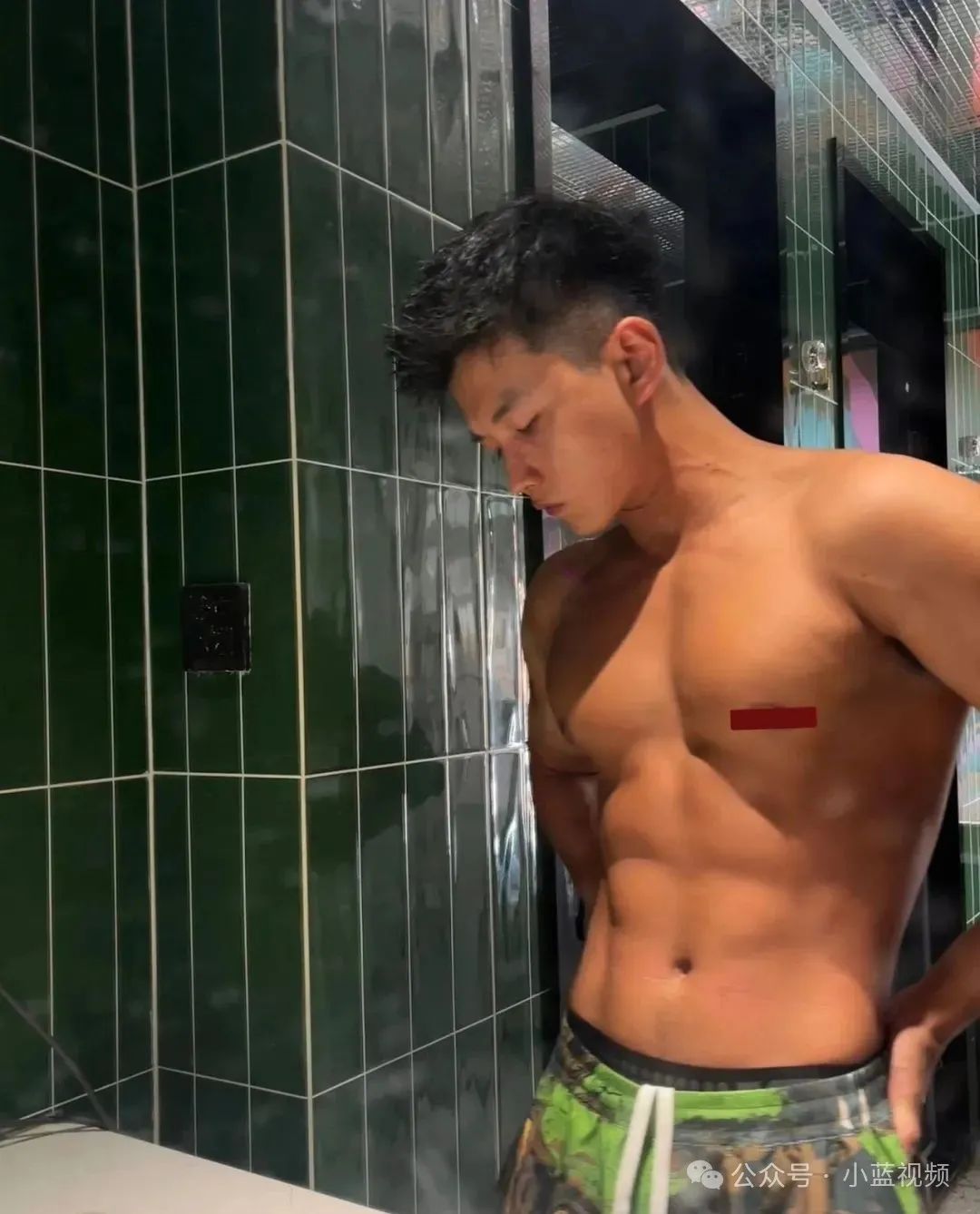 188cm 痞帅黑皮体育生又大又潮！