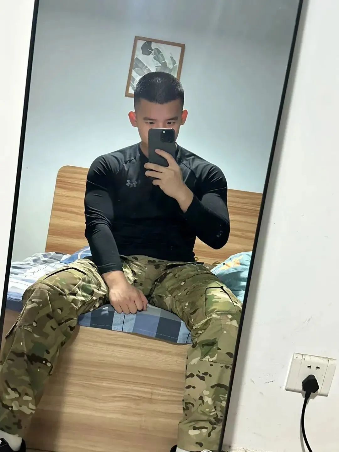 03 年寸头大弟弟，真的太可以了！梦中情男！