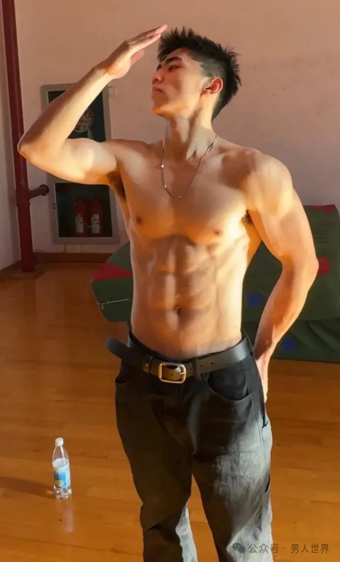 186CM 腹肌男大体育生