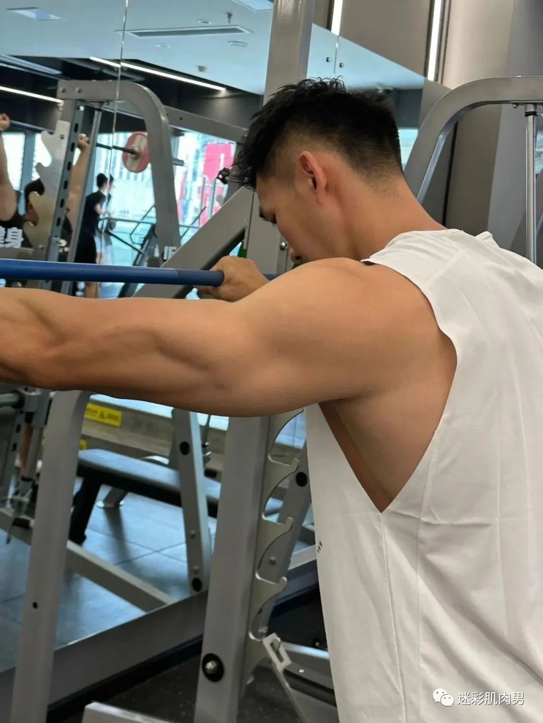 185CM 健身肌肉壮男，怎么能拿下他？