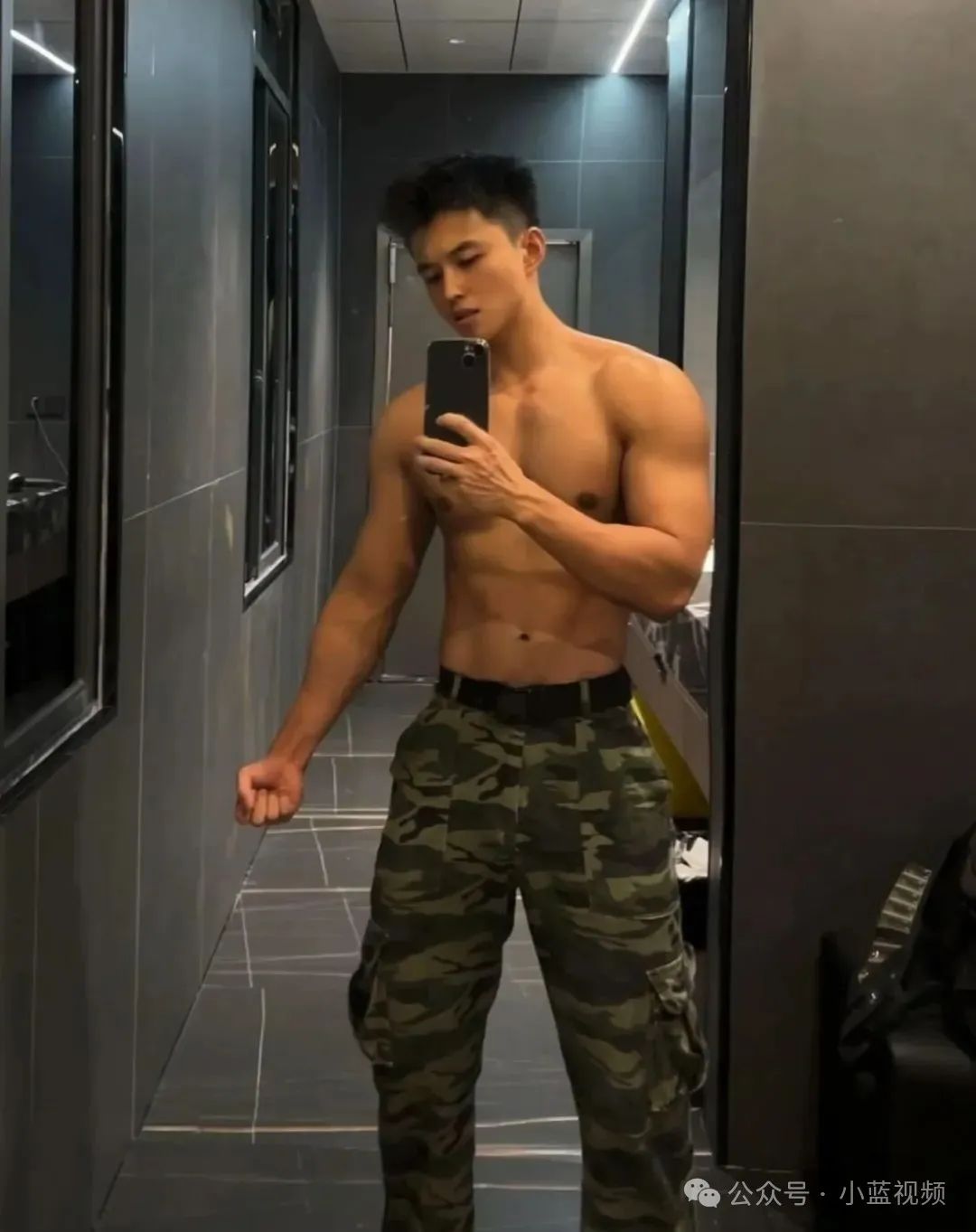188cm 痞帅黑皮体育生又大又潮！