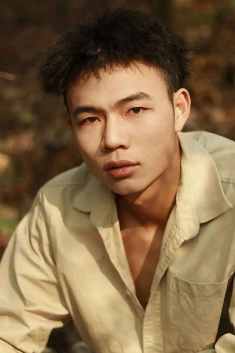 七年前，那个很害怕的 gay，变了