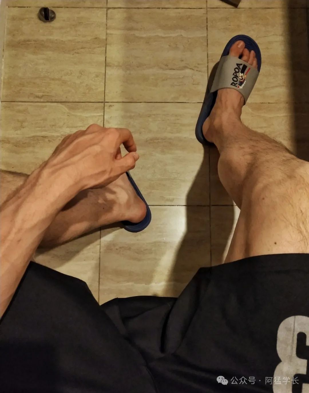 【GAY 圈】他们 30 岁后,找了个农村老婆结婚!? 【GAY 圈】他们 30 岁后,找了个农村老婆结婚!?