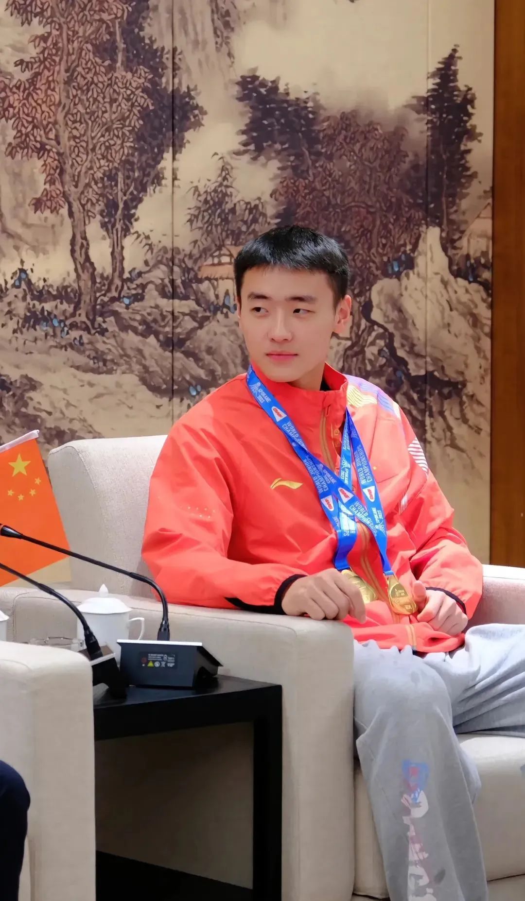 不能错过！19 岁新晋羽毛球帅哥马尚！
