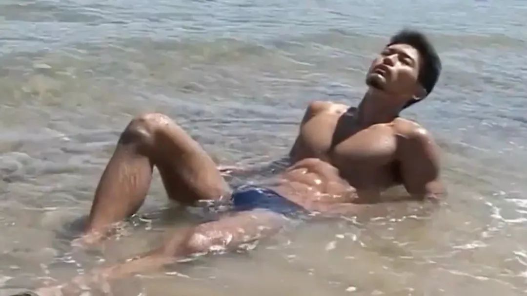 帅哥下海拍片，DVD 里的男人，纯天然不打药