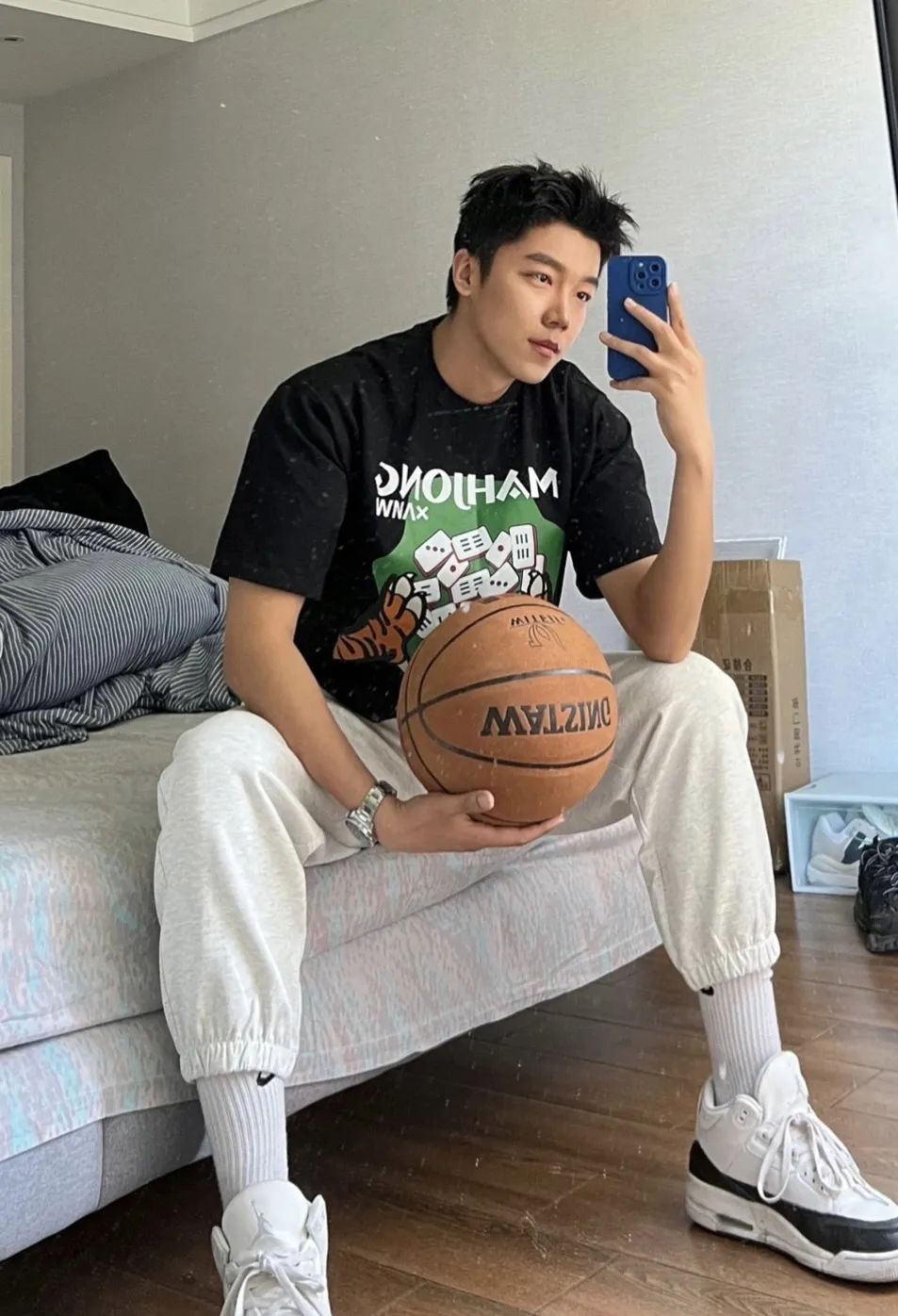 186CM 体育老师穿正装让人太心动！长的太帅了！